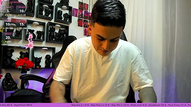 Snapshot of Sarahandzack chatting on October 10, 9:58 pm Sarahandzack online show from October 10, 9:58 pm