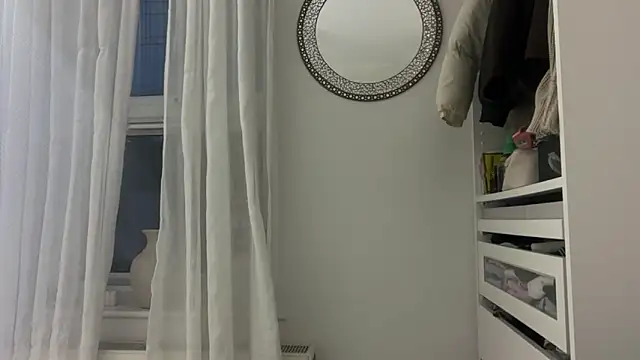 KayleeBella online show from May 13, 8:27 pm