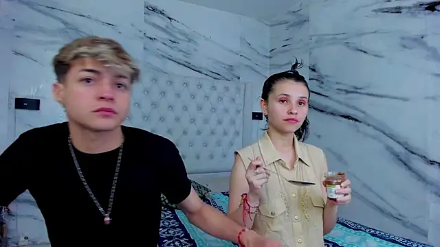 Ari and Storm online show from October 9, 12:19 am