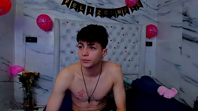 Ari and Storm online show from February 22, 2:15 pm