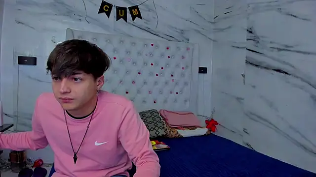 Ari and Storm online show from May 10, 1:49 pm