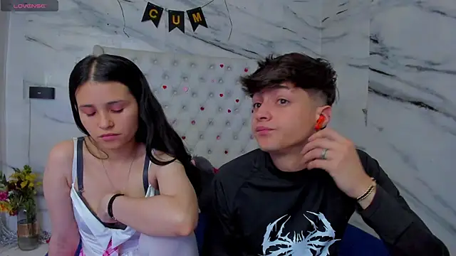 Ari and Storm online show from May 16, 3:22 pm