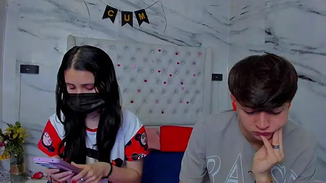 Ari and Storm online show from May 17, 3:52 pm