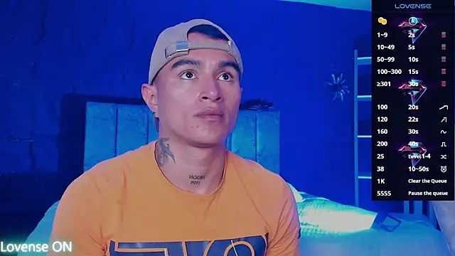 LiamDeep online show from May 18, 8:36 pm