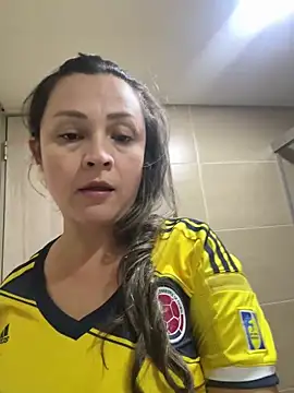 Snapshot of sophie_lopez1 chatting on June 18, 12:44 am sophie lopez1 online show from June 18, 12:44 am