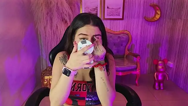 ivy lodge s online show from September 19, 8:31 pm