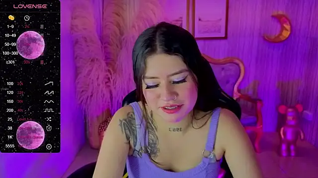 ivy lodge s online show from October 17, 8:22 pm