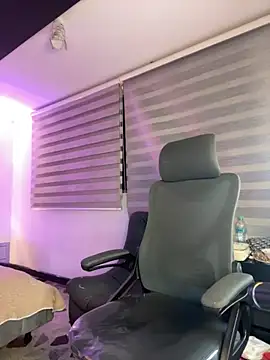 SkyThompson online show from November 21, 5:17 am