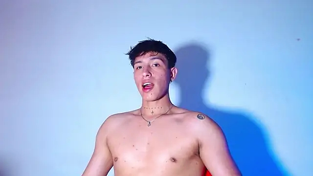 rowanbigboy23 online show from February 22, 7:34 pm