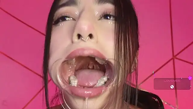 Hollyxx  online show from March 19, 3:54 am