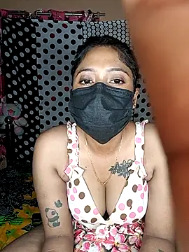 Snapshot of Horny_wife_Salu chatting on September 8, 7:46 pm Horny wife Salu online show from September 8, 7:46 pm