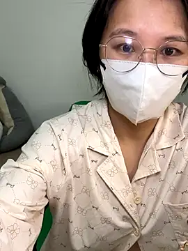 Snapshot of pumpkin_91 chatting on October 21, 1:06 am pumpkin 91 online show from October 21, 1:06 am