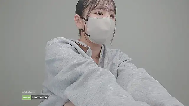 CocoaMilk18 online show from February 22, 1:31 pm