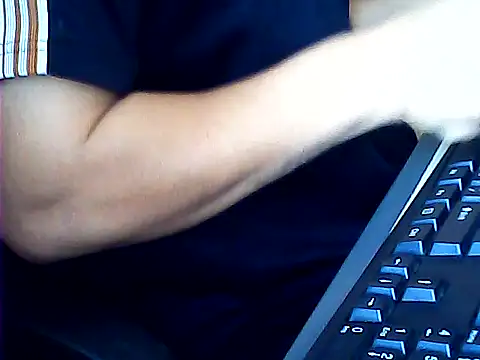 hotboydon2495 online show from October 9, 8:23 am