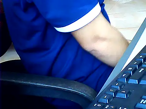 hotboydon2495 online show from October 16, 2:23 am