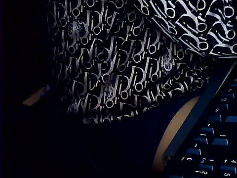 hotboydon2495 online show from November 2, 1:52 am