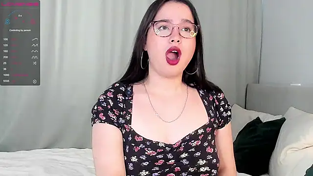 WildaBisom online show from September 28, 2:28 am