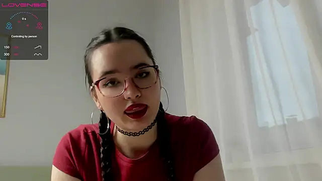 WildaBisom online show from October 31, 1:28 am