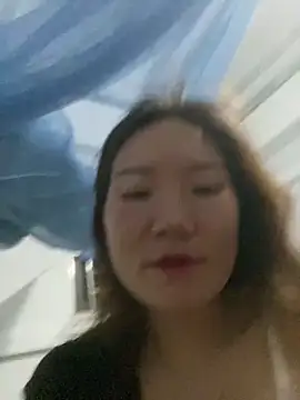 Pyy07 online show from November 14, 1:10 pm