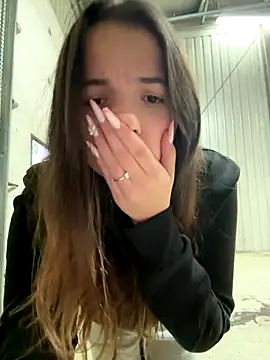 MissMay online show from October 2, 3:08 pm