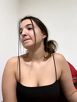 MissMay online show from October 21, 4:08 pm