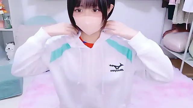 Hinata Sun online show from February 21, 1:34 pm