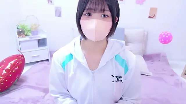 Hinata Sun online show from May 11, 6:52 am