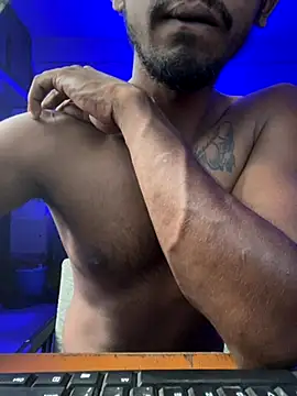 Snapshot of 0mniscient chatting on October 17, 9:50 pm 0mniscient online show from October 17, 9:50 pm