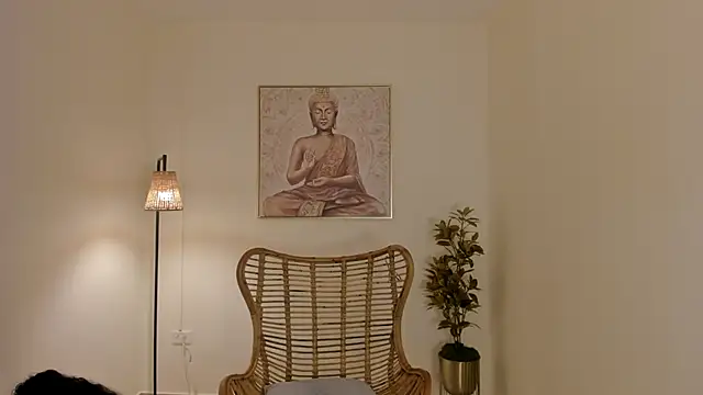 esther sofia online show from June 18, 8:13 pm