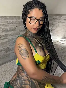 Snapshot of xbigpeach chatting on February 8, 11:57 am xbigpeach online show from February 8, 11:57 am