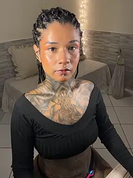 Snapshot of xbigpeach chatting on March 4, 1:22 am xbigpeach online show from March 4, 1:22 am