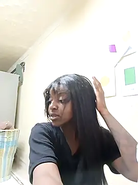 Himissnoire online show from March 17, 6:22 pm