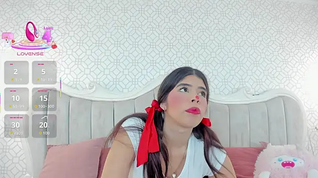 AlyssAlvarado online show from October 30, 2:07 pm