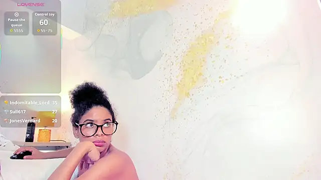 SheyLopez online show from January 9, 9:01 am