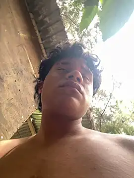VRGUD0N19cm online show from August 9, 7:19 pm