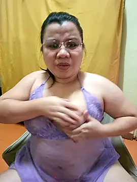 hotlyn45 online show from September 23, 5:21 am