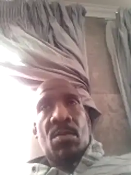 longdickson12345 online show from October 19, 5:52 am