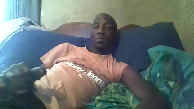 longdickson12345 online show from May 10, 11:04 am