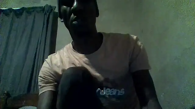 longdickson12345 online show from May 18, 11:32 pm