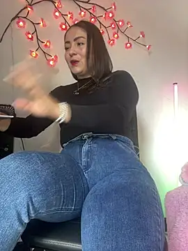 Amelia laurent online show from May 3, 8:26 pm