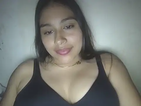 Snapshot of zairabreze chatting on April 23, 9:06 pm zairabreze online show from April 23, 9:06 pm
