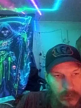 Snapshot of Poundtown1226 chatting on July 9, 3:21 am Poundtown1226 online show from July 9, 3:21 am
