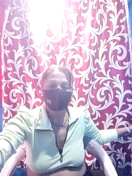 Snapshot of Sexy_Ruby04 chatting on October 18, 9:21 am Sexy Ruby04 online show from October 18, 9:21 am