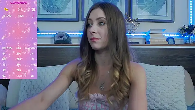 Snapshot of MuseDollX chatting on October 15, 7:14 pm MuseDollX online show from October 15, 7:14 pm