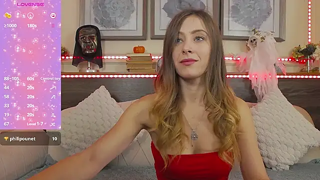 Snapshot of MuseDollX chatting on November 1, 8:00 pm MuseDollX online show from November 1, 8:00 pm