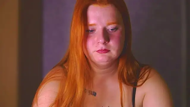 Snapshot of Polly_Katie chatting on September 27, 9:31 pm Polly Katie online show from September 27, 9:31 pm