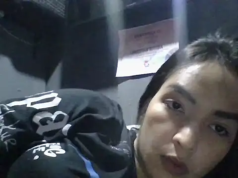 Snapshot of Fuck-can-though chatting on March 2, 2:35 pm Fuck-can-though online show from March 2, 2:35 pm