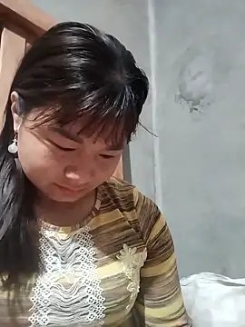 Snapshot of kute-00 chatting on February 3, 9:47 am kute-00 online show from February 3, 9:47 am