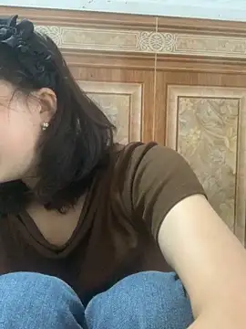 Snapshot of Lonnina chatting on October 23, 2:00 am Lonnina online show from October 23, 2:00 am