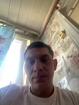 Snapshot of BogdanNegoda chatting on March 22, 12:52 pm BogdanNegoda online show from March 22, 12:52 pm